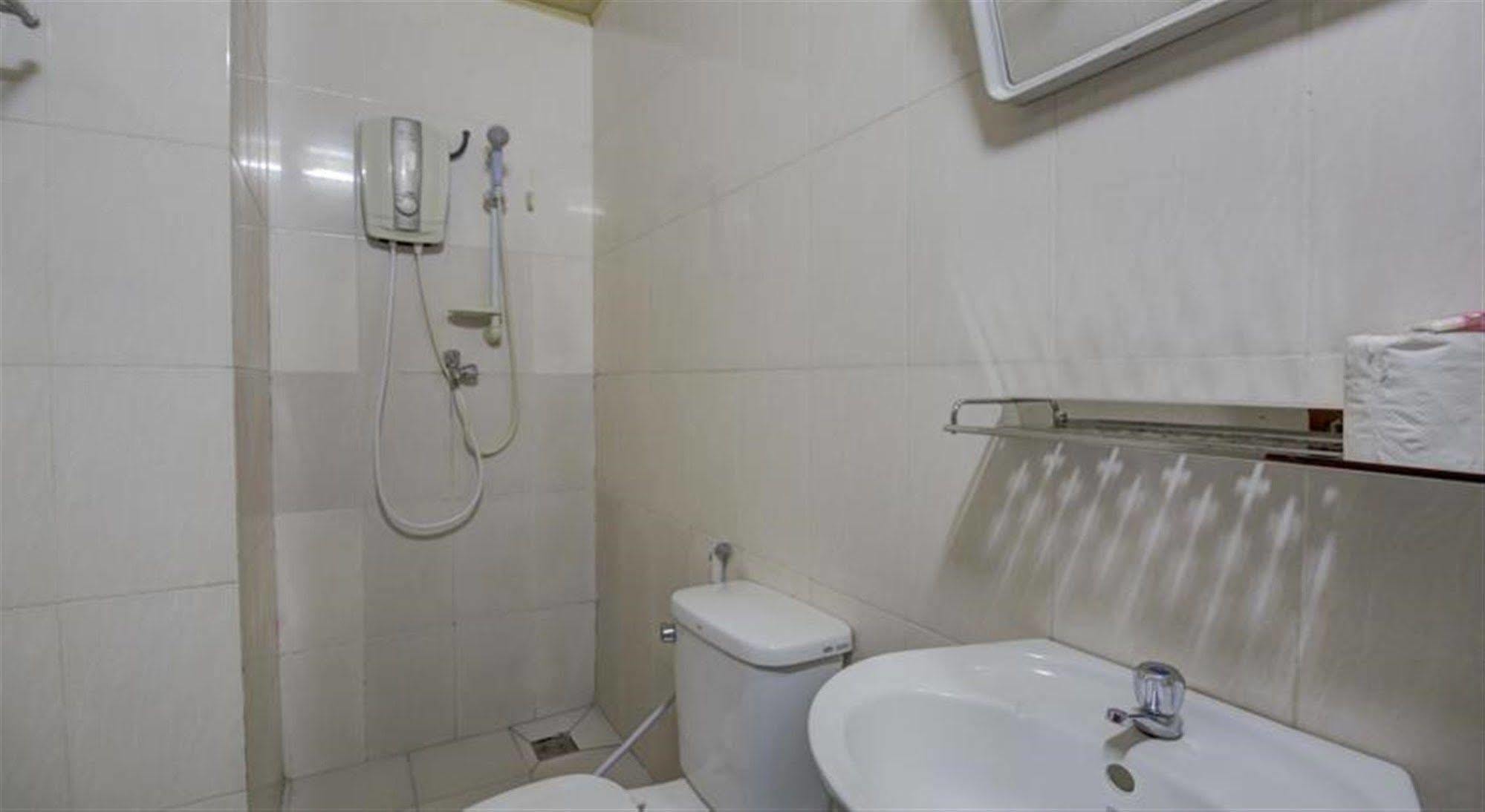 Five Rose Siem Reap Hostel Экстерьер фото