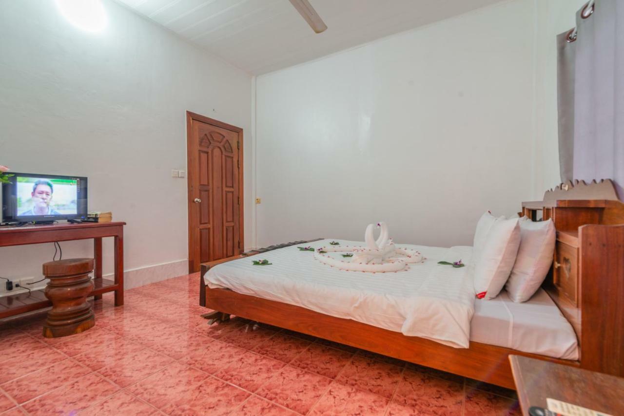 Five Rose Siem Reap Hostel Экстерьер фото