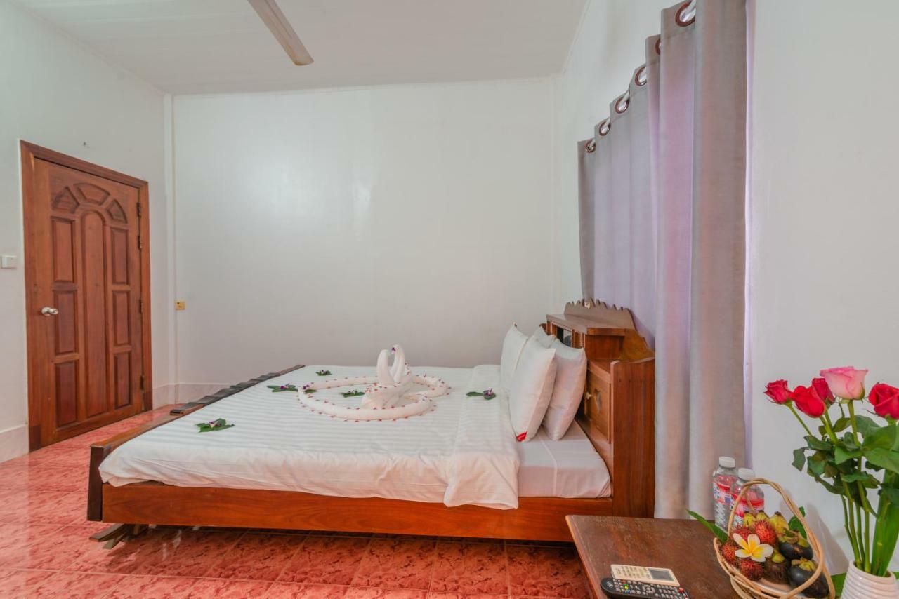 Five Rose Siem Reap Hostel Экстерьер фото