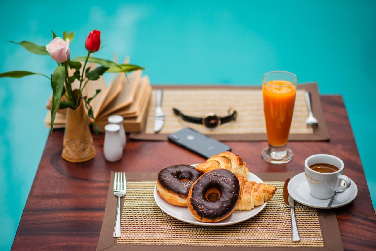 Five Rose Siem Reap Hostel Экстерьер фото