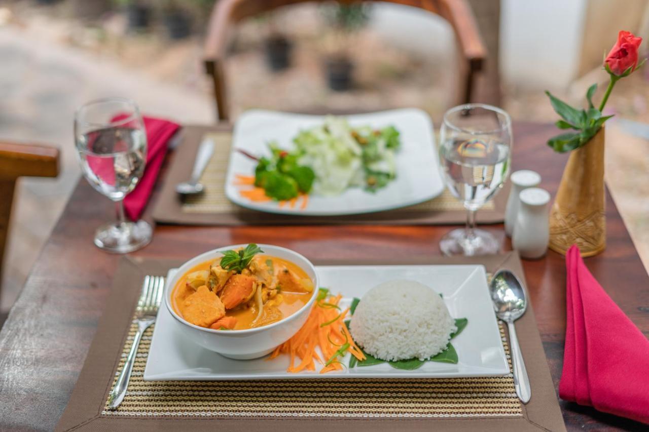 Five Rose Siem Reap Hostel Экстерьер фото